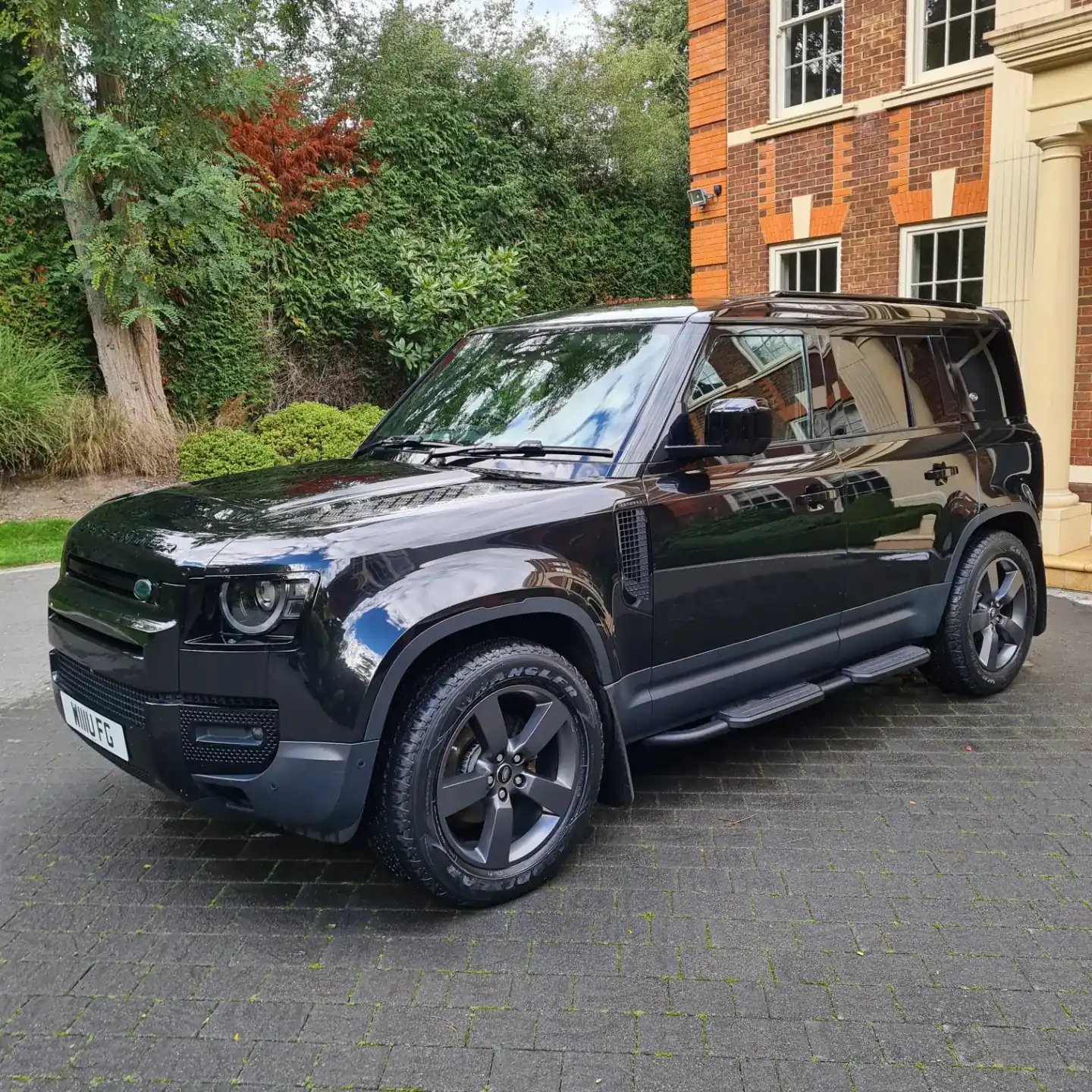 Black Land Rover Defender after a TCS valet