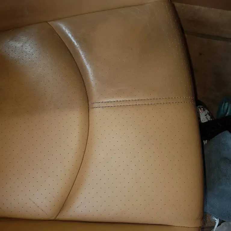 Tan leather seat bolster